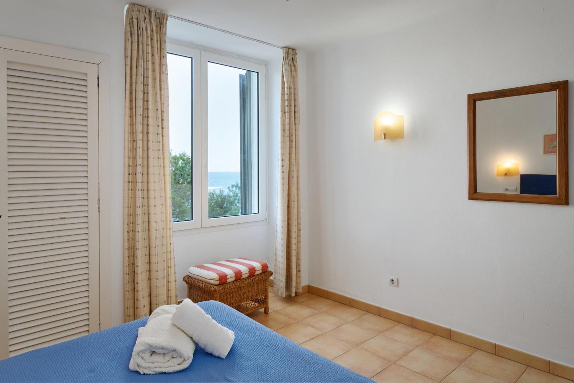 Waterfront Apartment 'Maria'. Pool. Wifi Santanyí Eksteriør bilde