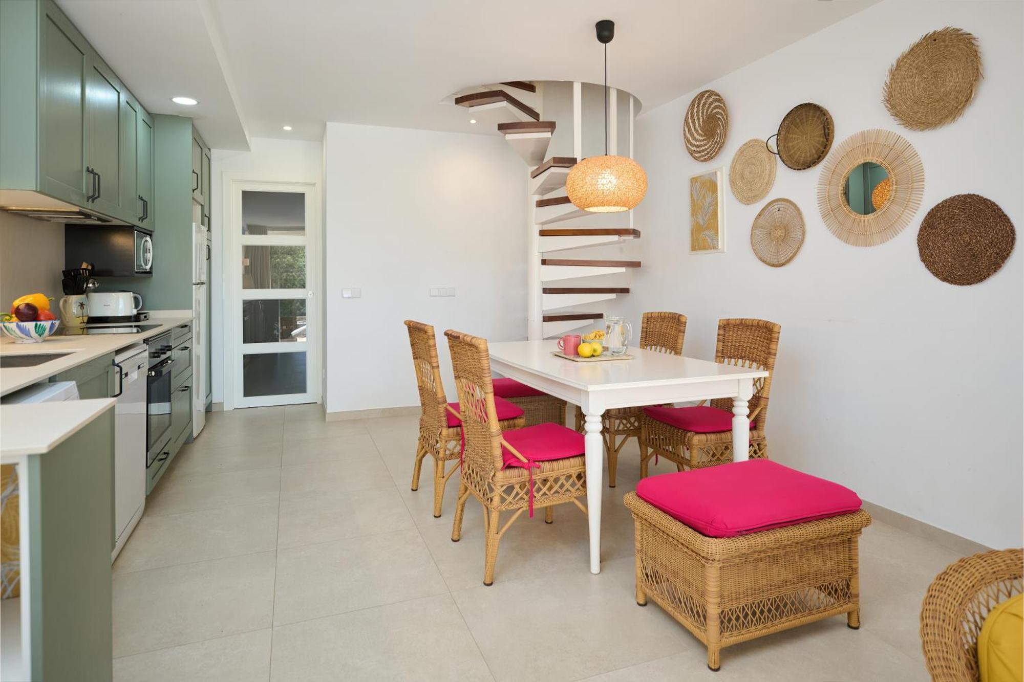 Waterfront Apartment 'Maria'. Pool. Wifi Santanyí Eksteriør bilde